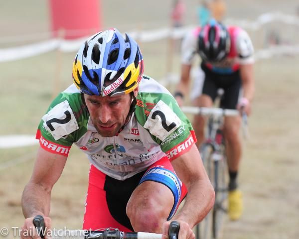 Tim Johnson (Cannondale-cyclocrossworld.com) burying himself to get rid of Chris Jones.