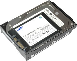 Hard drive or SSD? The latest 470-series by Samsung has a height of only 7 mm, which is less than the conventional 9.5 mm z-height on 2.5-inch storage.