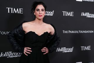 Sarah Silverman attends the Sean Penn J/P HRO gala benefiting J/P Haitian Relief Organization and a coalition of disaster relief organizations at Wiltern Theatre on January 05, 2019 in Los Angeles, California.