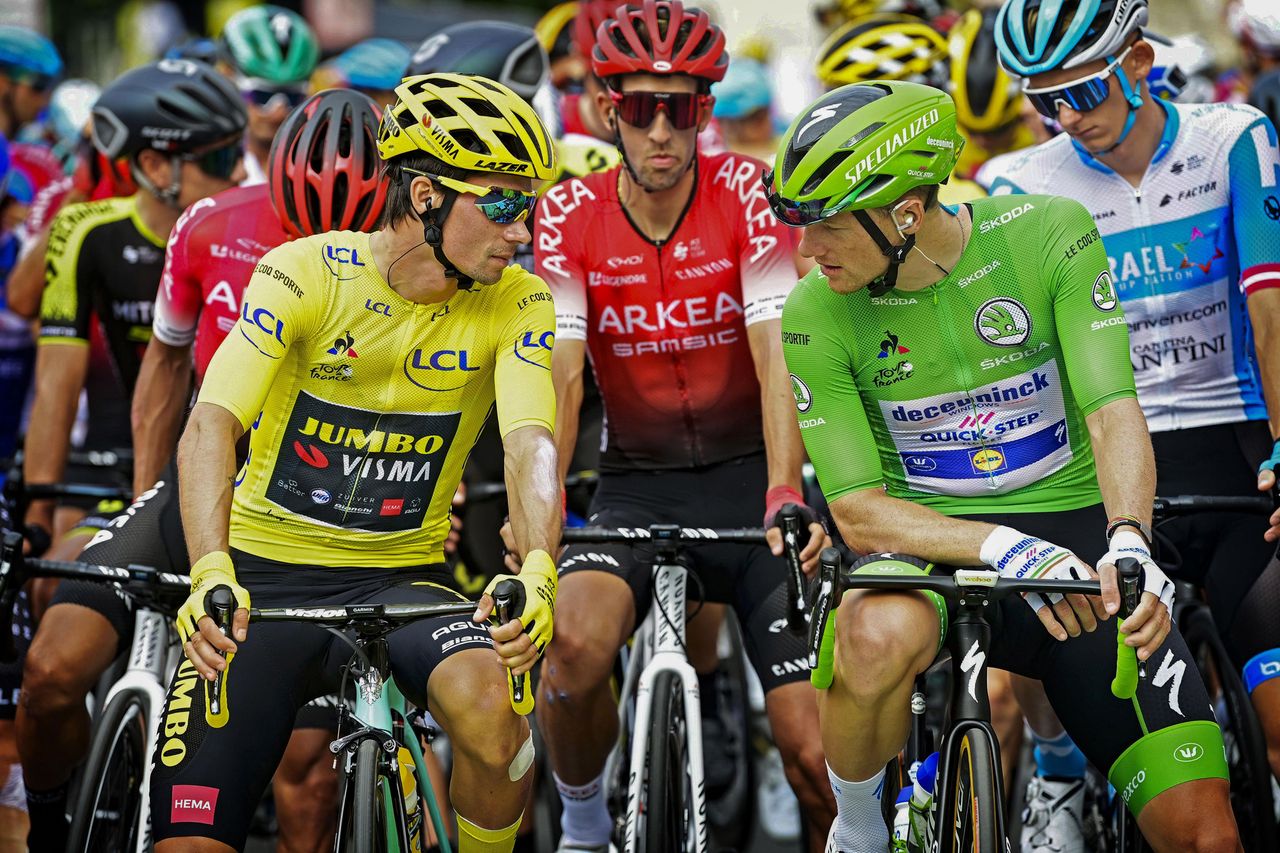 Tour de France 2020 107th Edition 12th stage Chauvigny Sarran km 218 10092020 Primoz Roglic SLO Team Jumbo Visma Sam Bennett IRL Deceuninck Quick Step photo poolBettiniPhoto2020