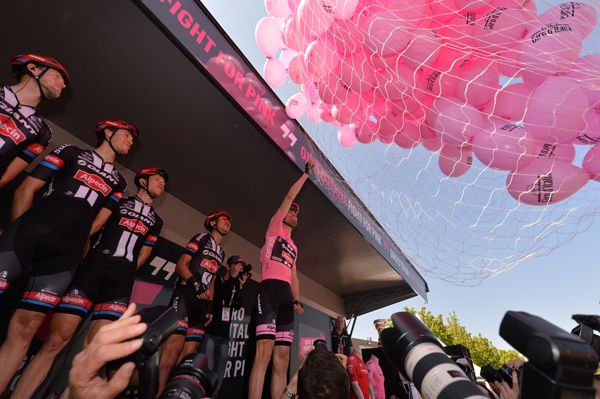 Tom Dumoulin (Giant-Alpecin) on the start podium