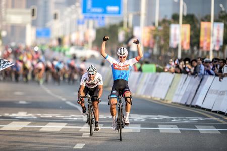 Kim Okcheol wins stage 2 of the 2016 Tour of Fuzhou