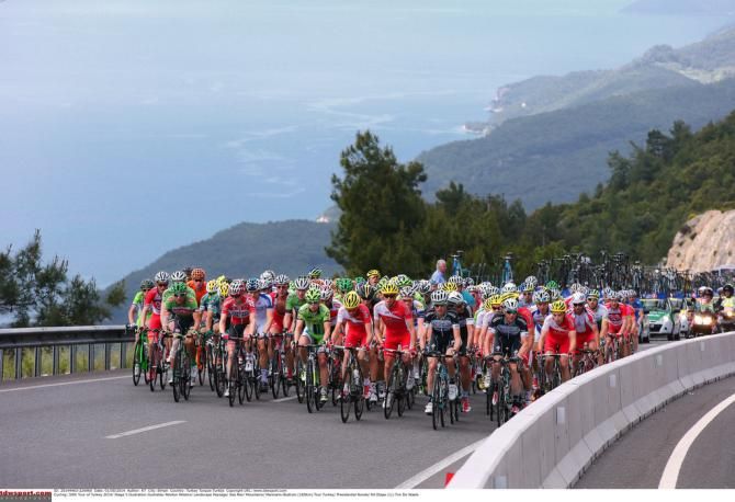 The peloton climbing