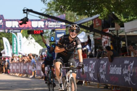 Skylar Schneider (L39ION of Los Angeles) goes three for three at Tulsa Tough