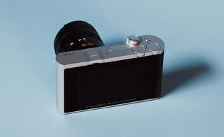 Image of black colored camera.