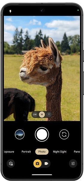 Google now lets Pixel owners manually decide which camera should capture a photo.