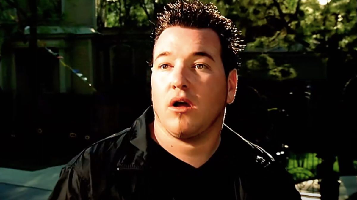 Smash Mouth&#039;s Steve Harwell in the All Star Music Video