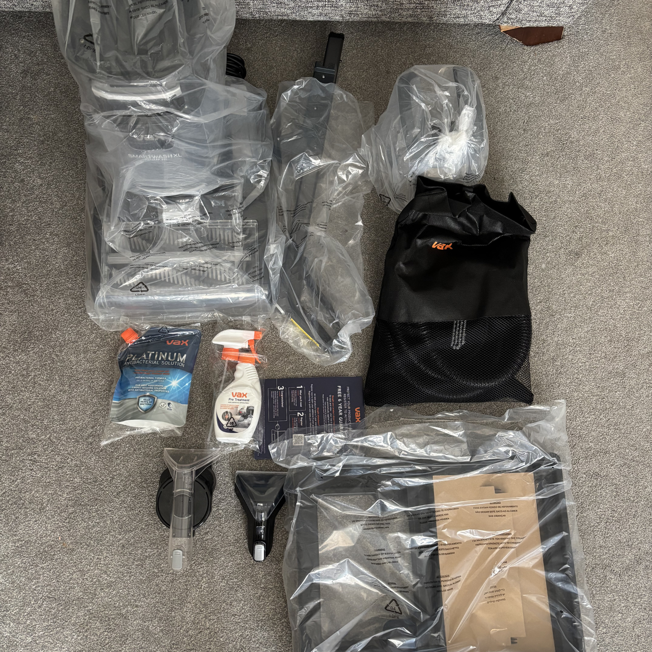 VAX Platinum SmartWash unboxing