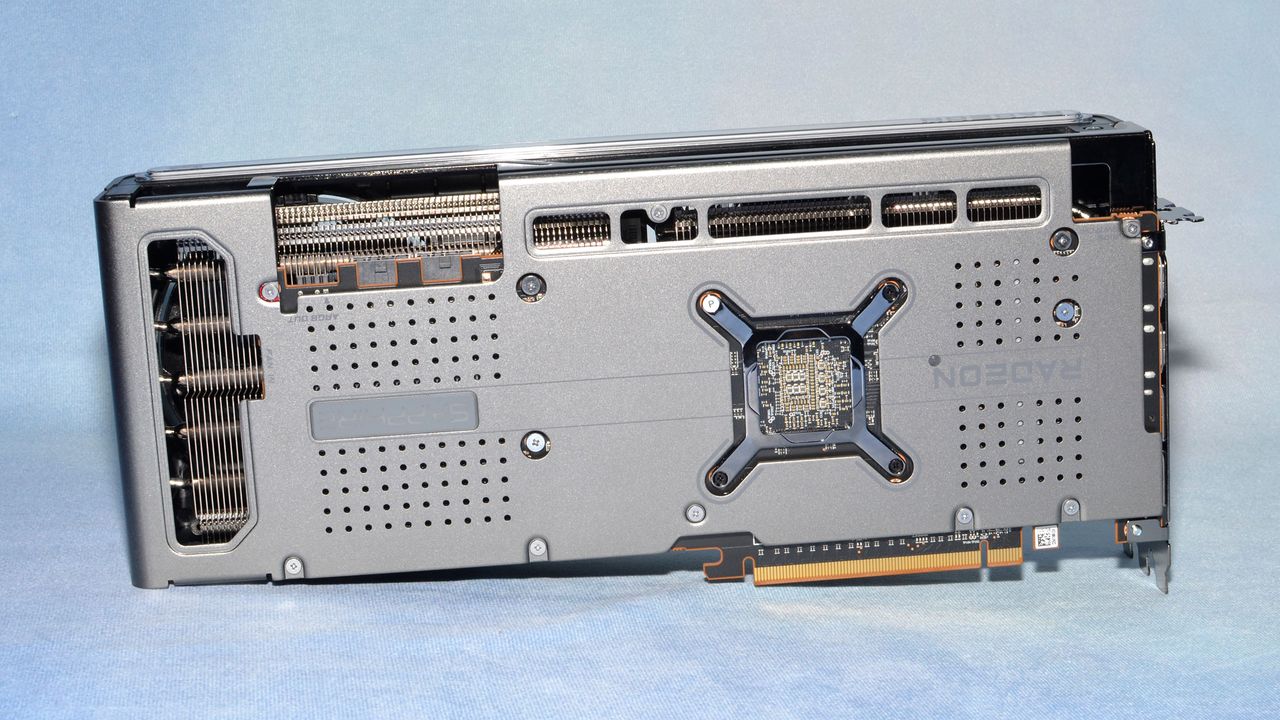 Sapphire RX 7900 GRE Nitro+