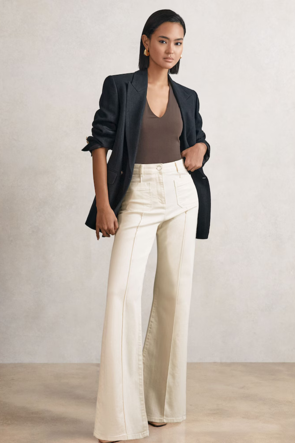 Petite Patch-Pocket Flared Jeans in Ecru