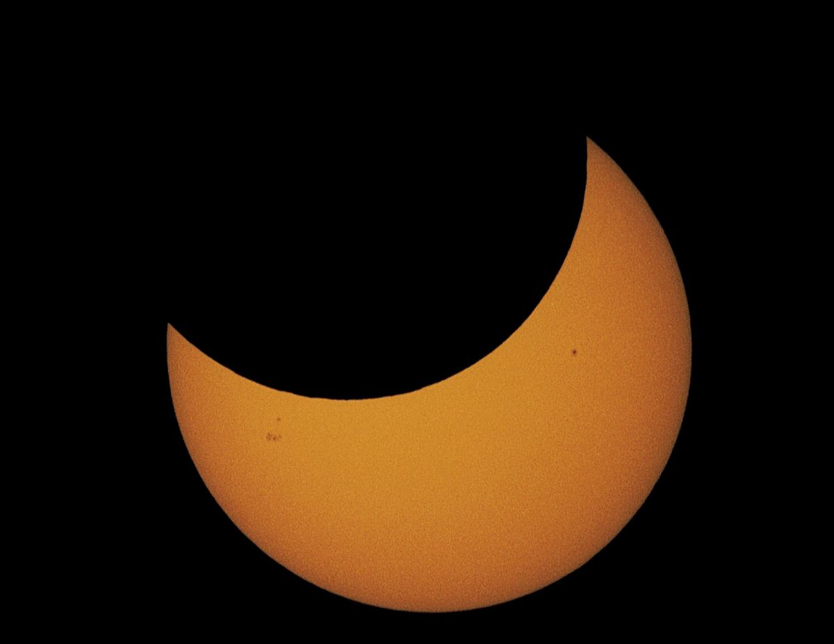 first-solar-eclipse-of-2014-occurs-tuesday-australia-set-for-best-view