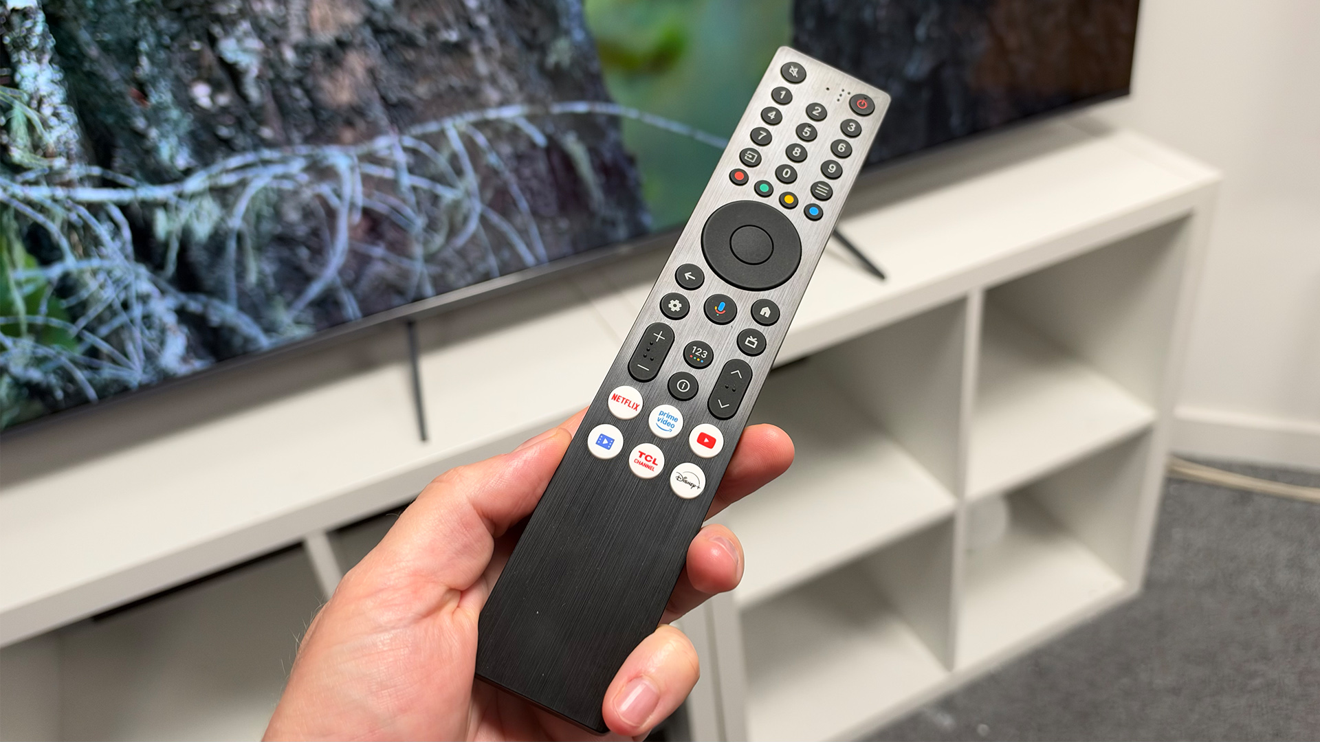 TCL P8L TV
