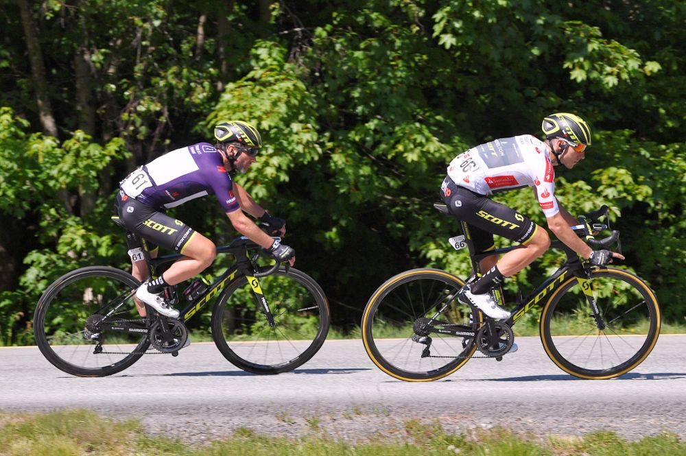 Michael Albasini (Mitchelton-Scott) and teammate Carlos Verona