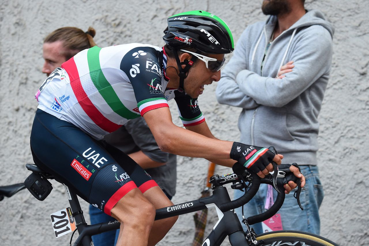 Fabio Aru gasping for breath on the final kick