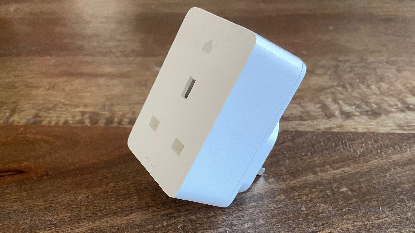 TP-Link Kasa Smart Wi-Fi Plug Slim KP105