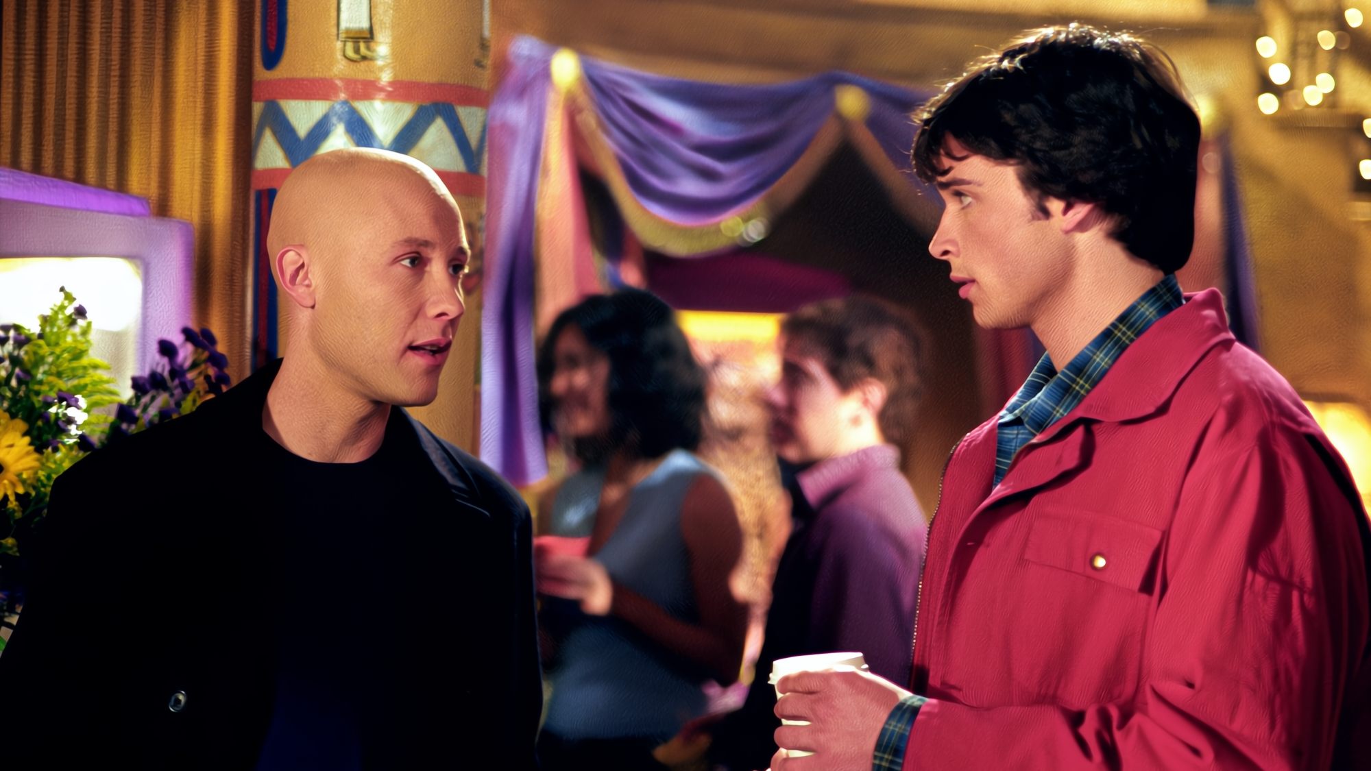 Michael Rosenbaum and Tom Welling in Smallville
