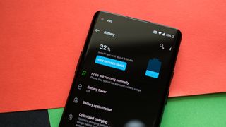 How to view battery usage figures on the OnePlus 8