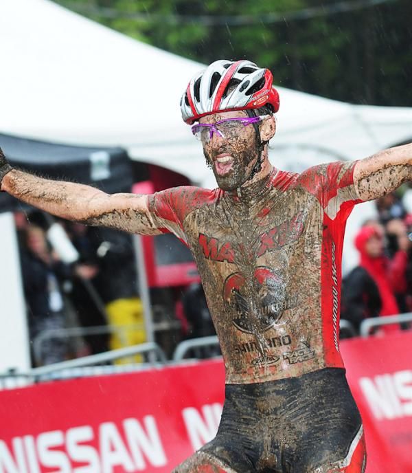 Geoff Kabush (Team Maxxis-Rocky Mountain) wins his first World Cup cross country race in Bromont, Quebec