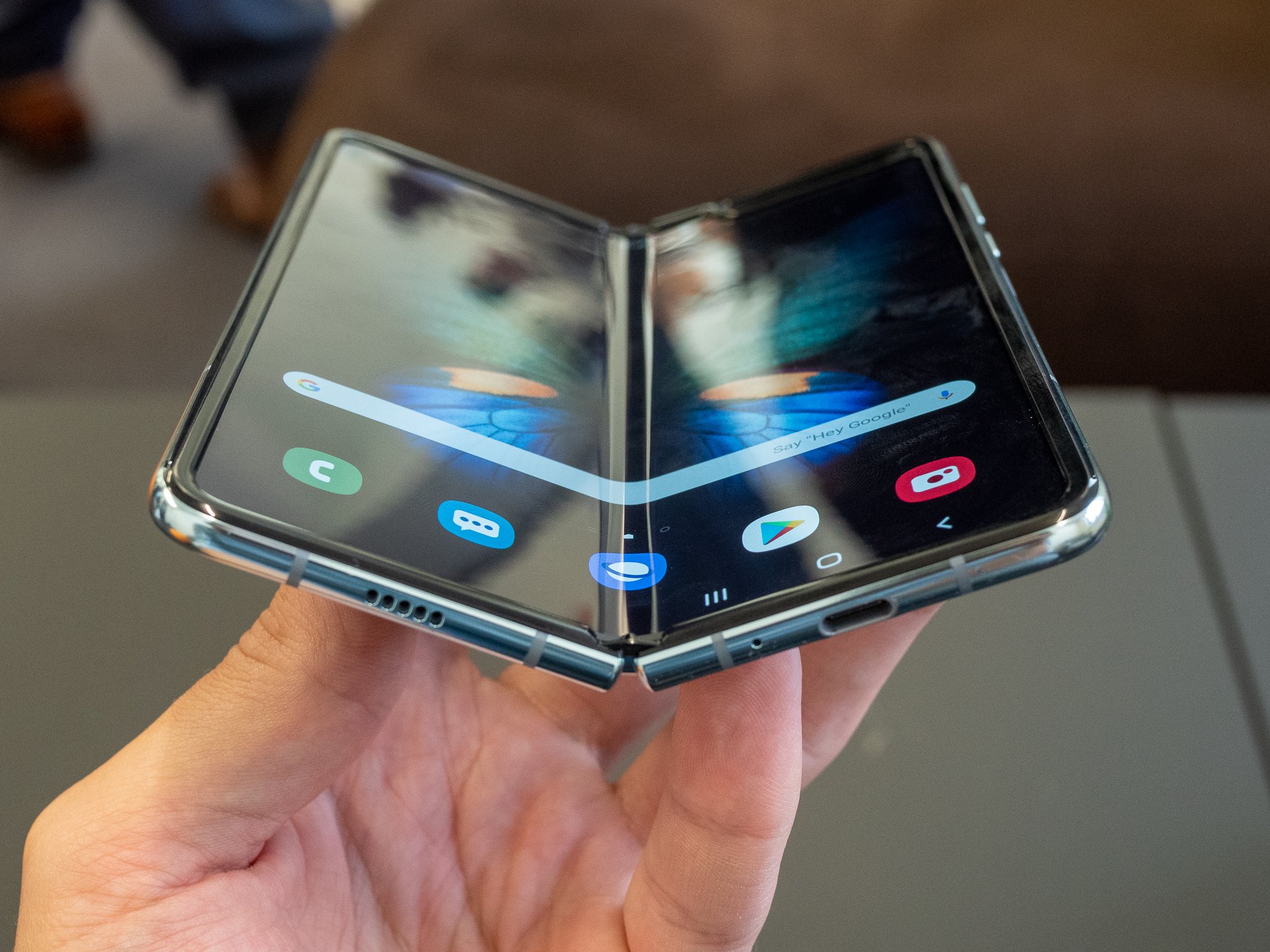 Galaxy fold экран. Складной самсунг галакси фолд. Складной смартфон Samsung Galaxy Fold. Samsung Galaxy z Fold 2020. Samsung Galaxy Fold 2019.