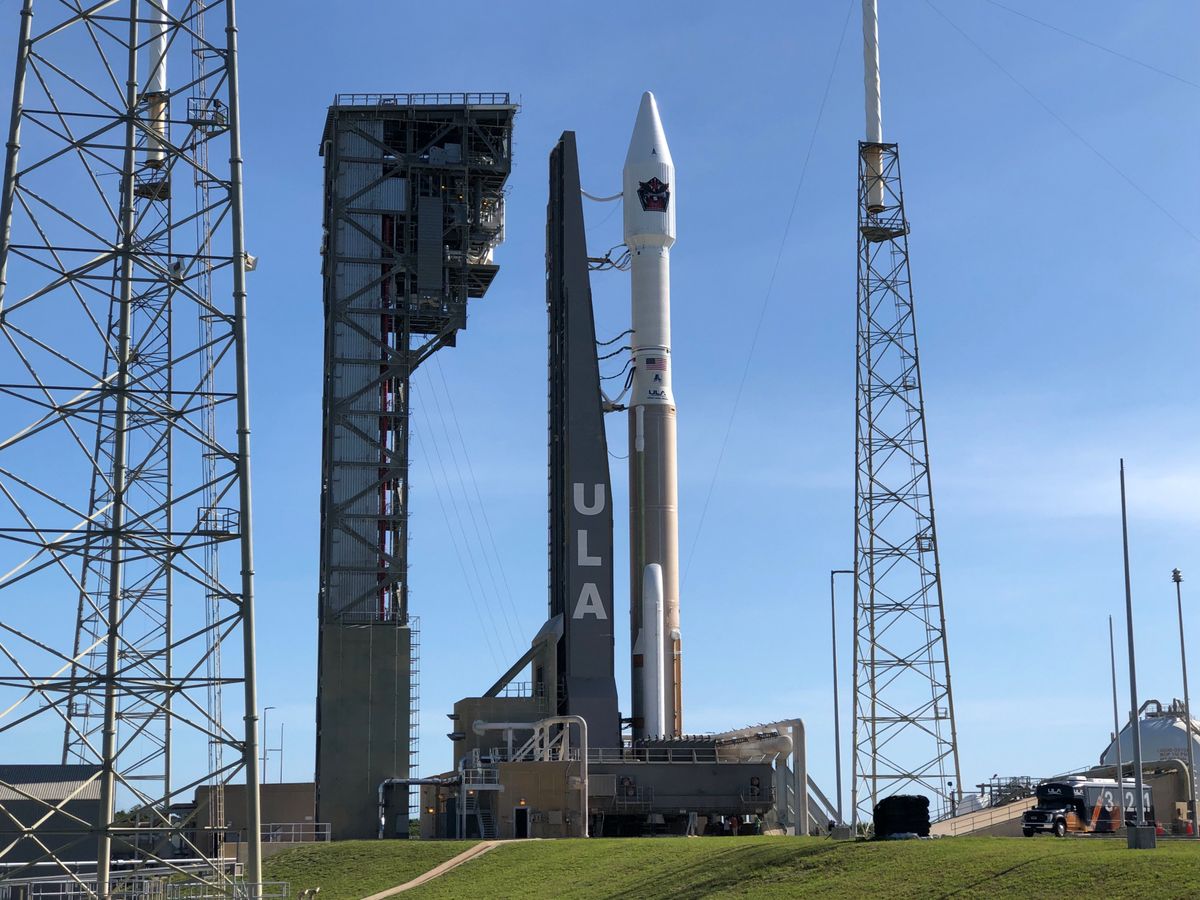 Watch an Atlas V rocket launch US Space Force missile-warning satellite ...