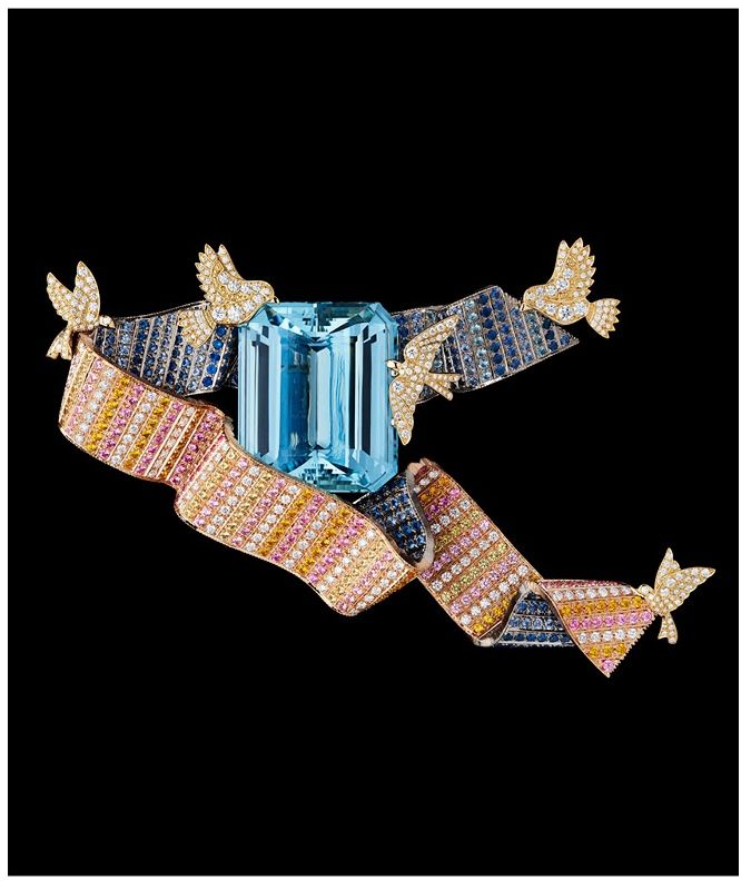 Victoire de Castellane x Kim Jones debut a jewelled Dior brooch 