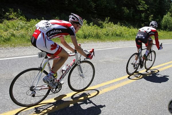 Members of the main break during the opening stage: Team Canada's Will Routley (left) and Fly V Autralia's Jay Thomson.