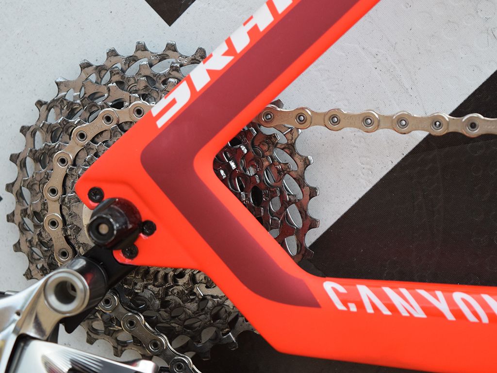 Accompanying the 58T front chainring is an 11-32 cassette