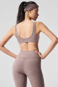 Alo Yoga sale: deals from $20 @ Alo Yoga Alo Yoga sale: deals from $20 @ Alo Yoga