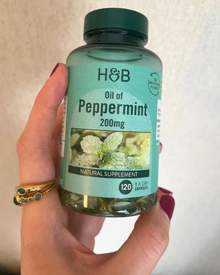 Peppermint oil capsules: The supplements Dionne tried