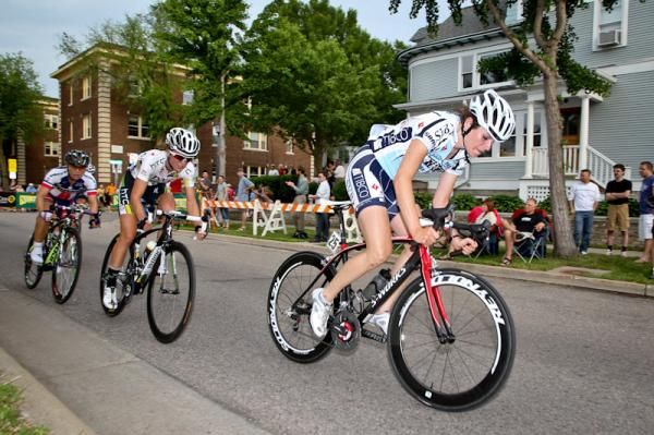 Joelle Numainville (TIBCO) puts some pressure on the rest of her breakaway companions.