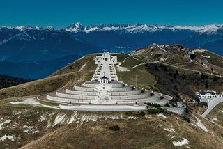 war memorials