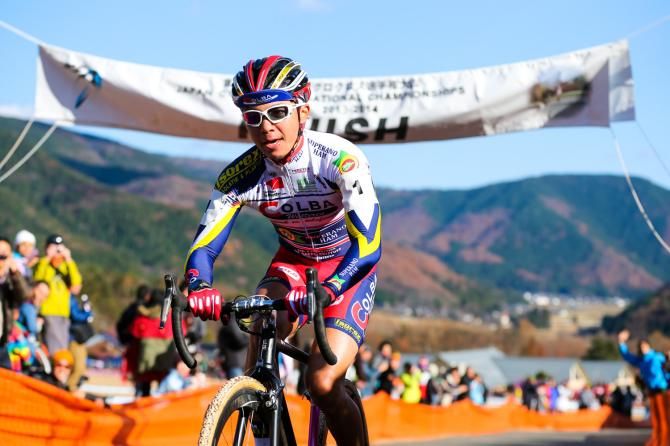 Yu Takenouchi (Colba Superano-Ham) takes the win