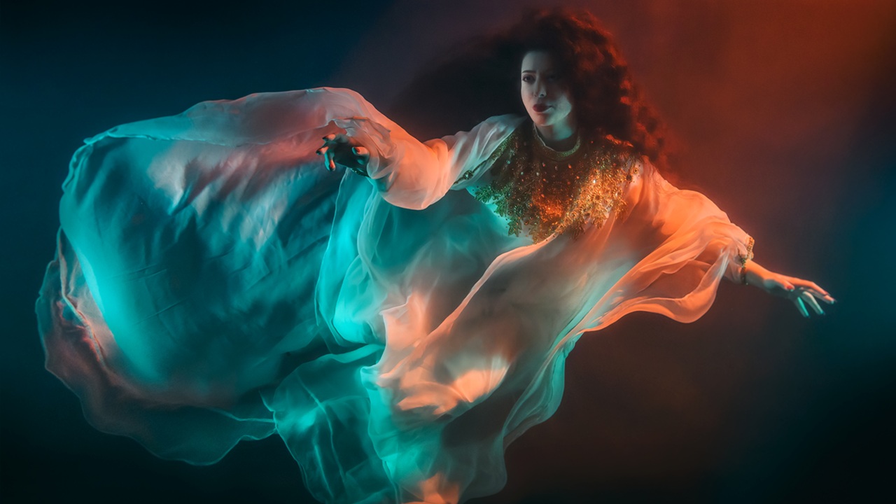 Portrait shot of Nina Saeidi, vocalist of Lowen
