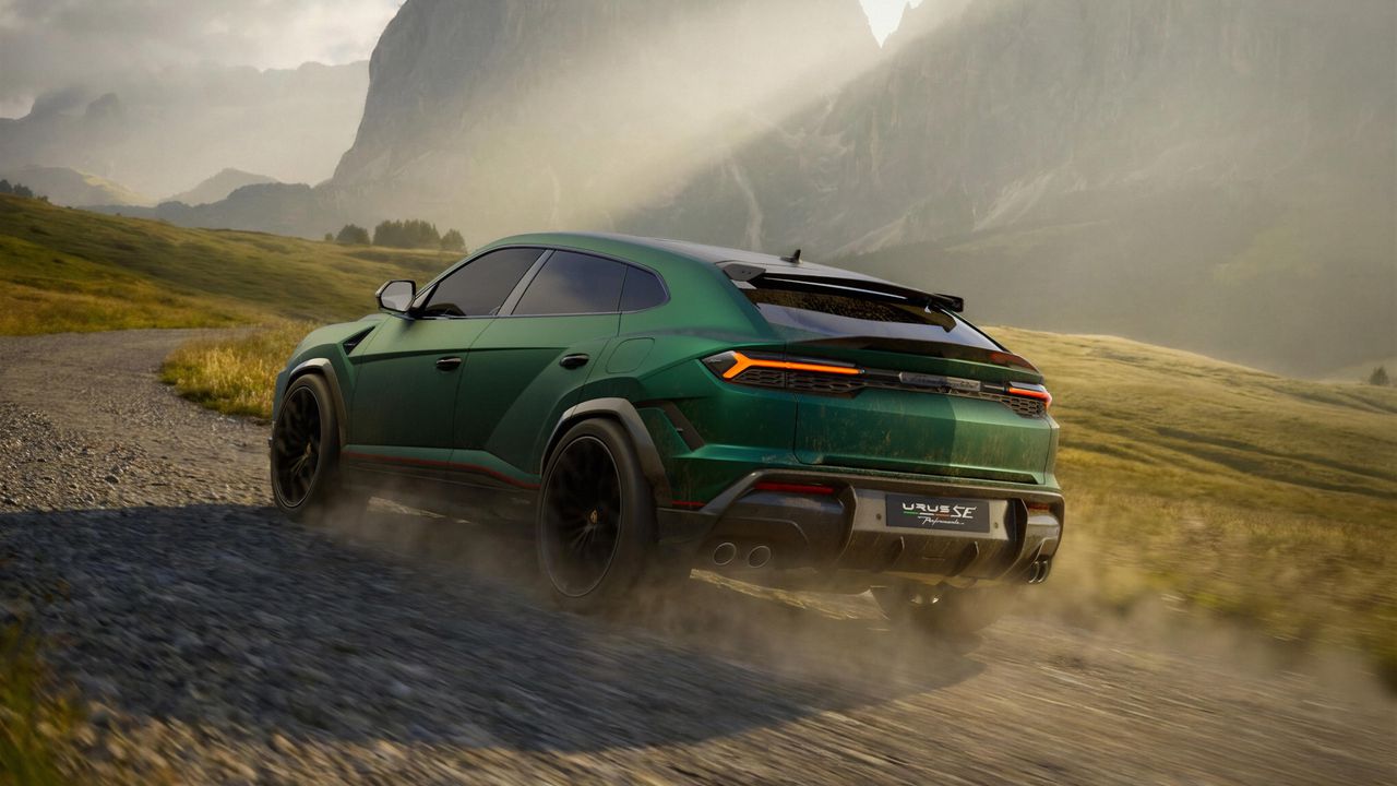 Lamborghini Urus SE Performante or Forza Horizon 6?
