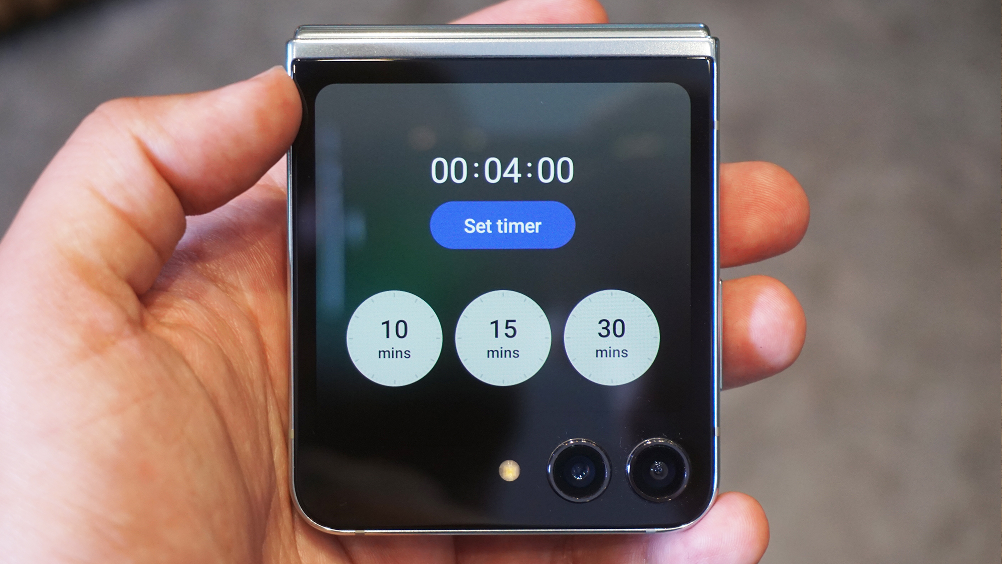 Samsung Galaxy Z Flip 5 hands on cover display timer