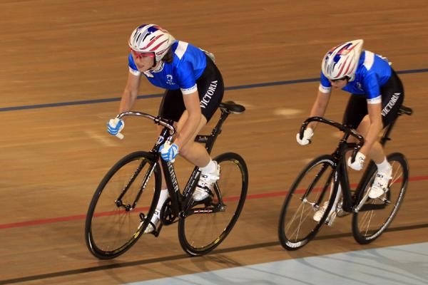 Caitlin Ward &amp; Imogen Jelbart in the JW17 team sprint.