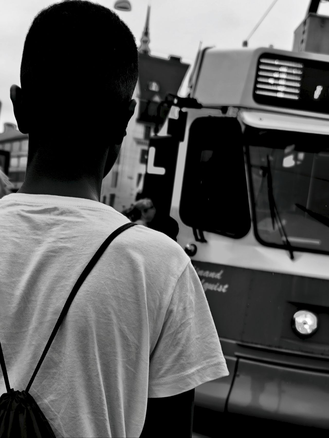 black and white street style photographs taken with the oppo find x8 ultra