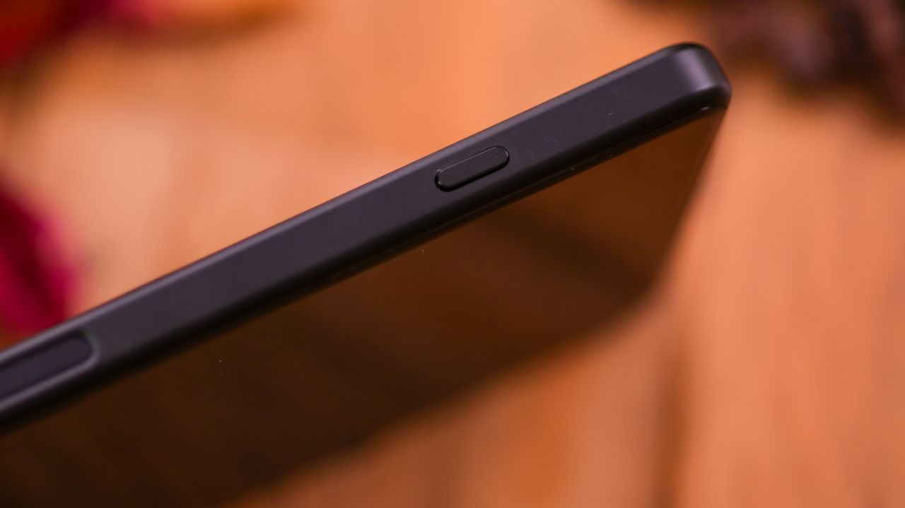 A photo of the Sony Xperia 5 IV