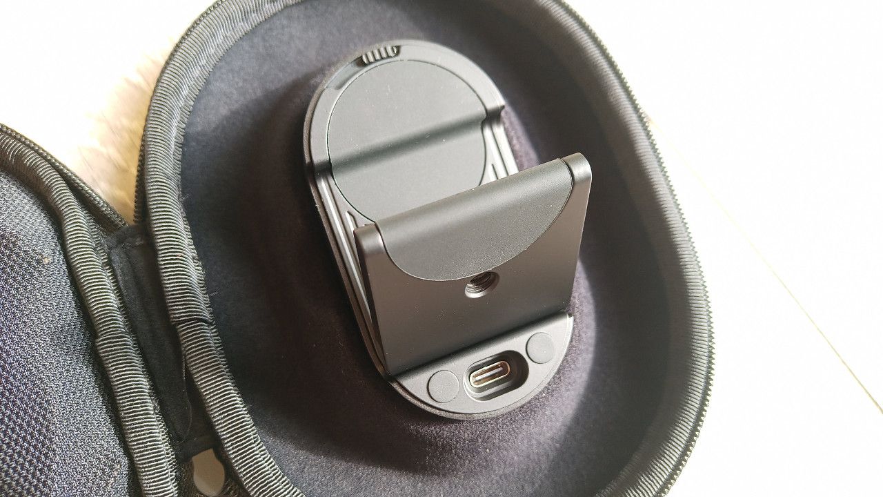 Jabra PanaCast 20 port and case