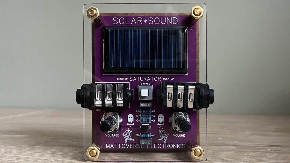 Mattoverse Solar Sound Desktop Saturator, a desktop device that is powered by light, and can be used to distort guitars, bass, synths and more