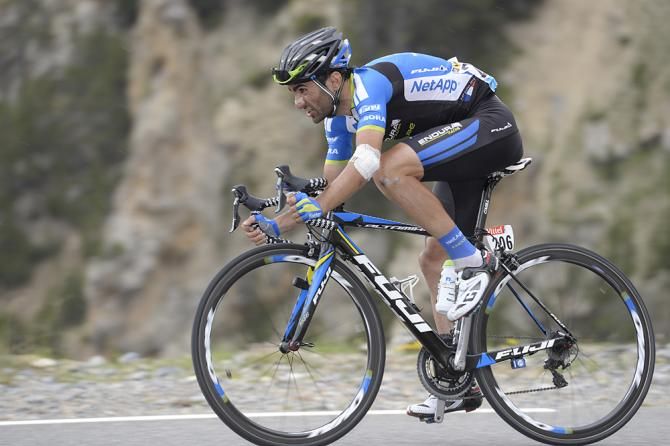 Tiago Machado (NetApp-Endura) suffers through another day in the Tour with injuries