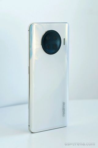 realme s21