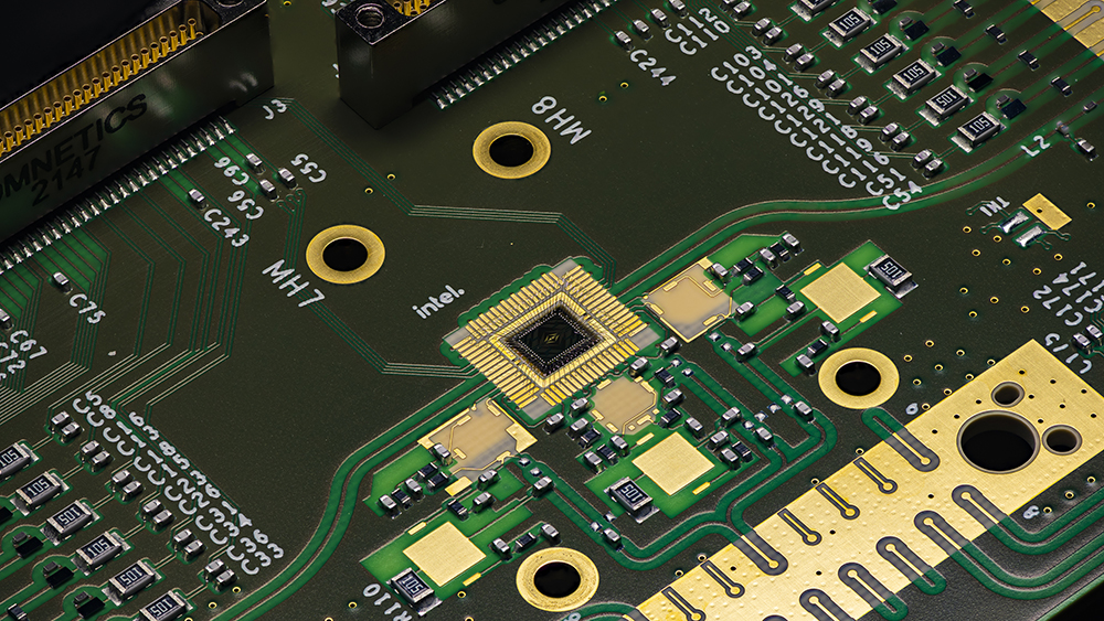 Intel's Tunnel Falls 12-Qubit processor