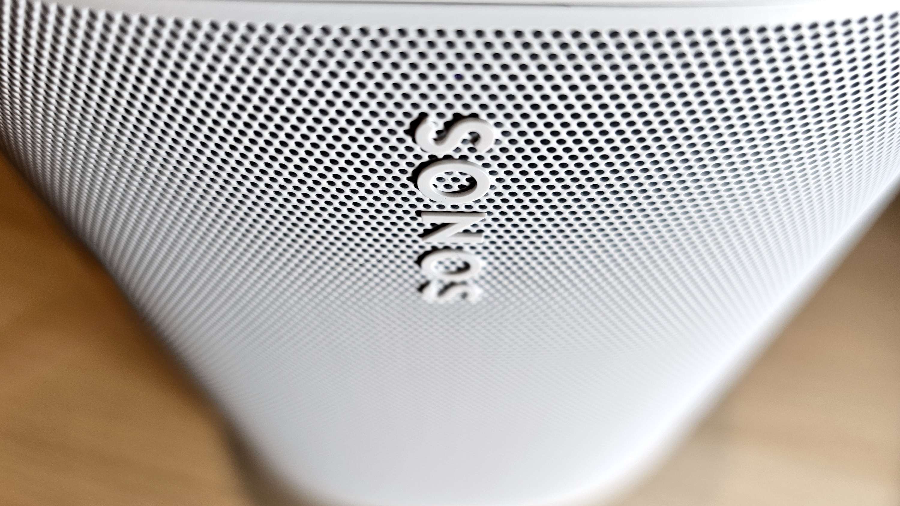 A selection of Sonos products and AI in music apps, to suggest the crossover (and rivalry)