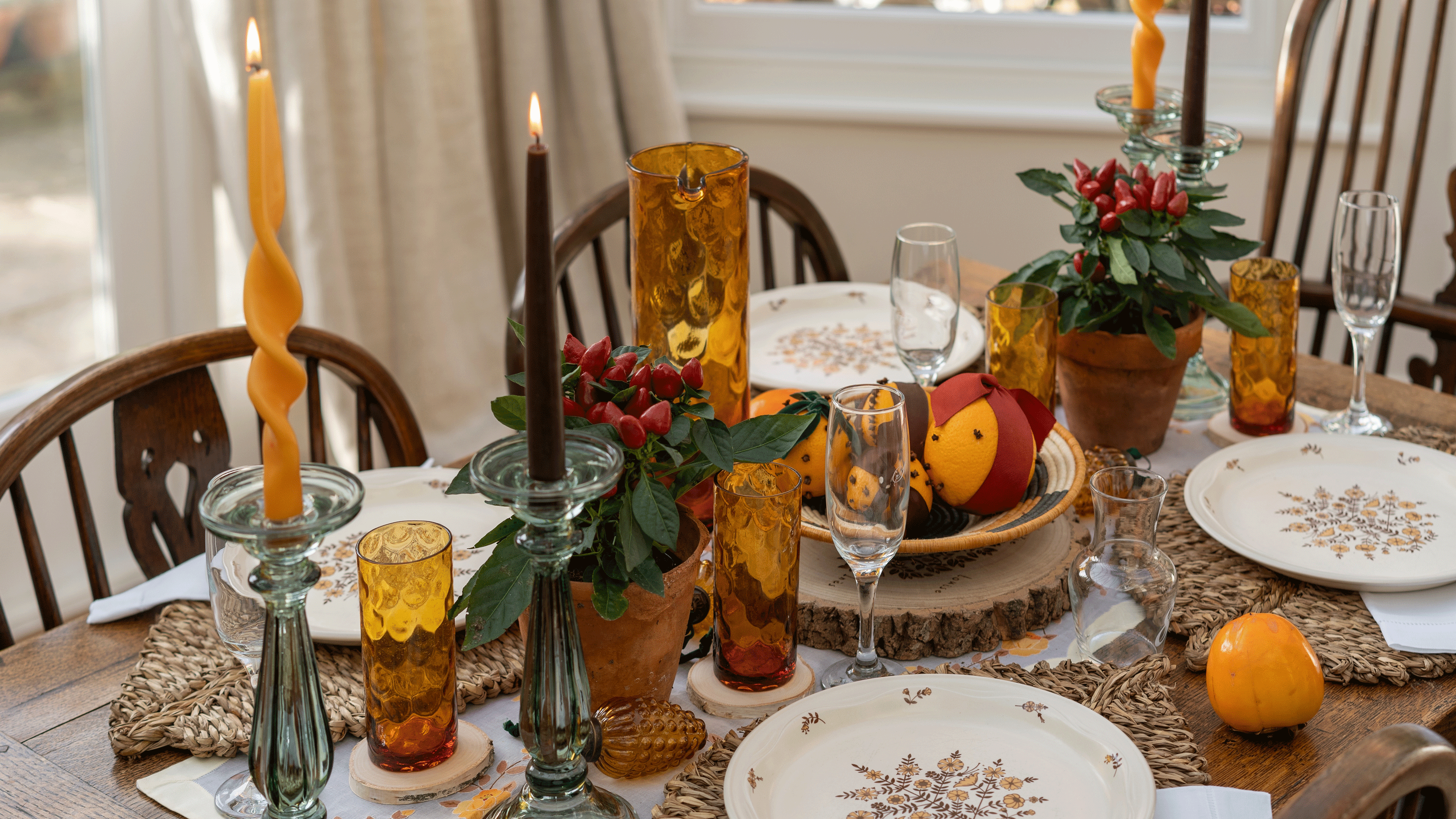 Orange Christmas table setting