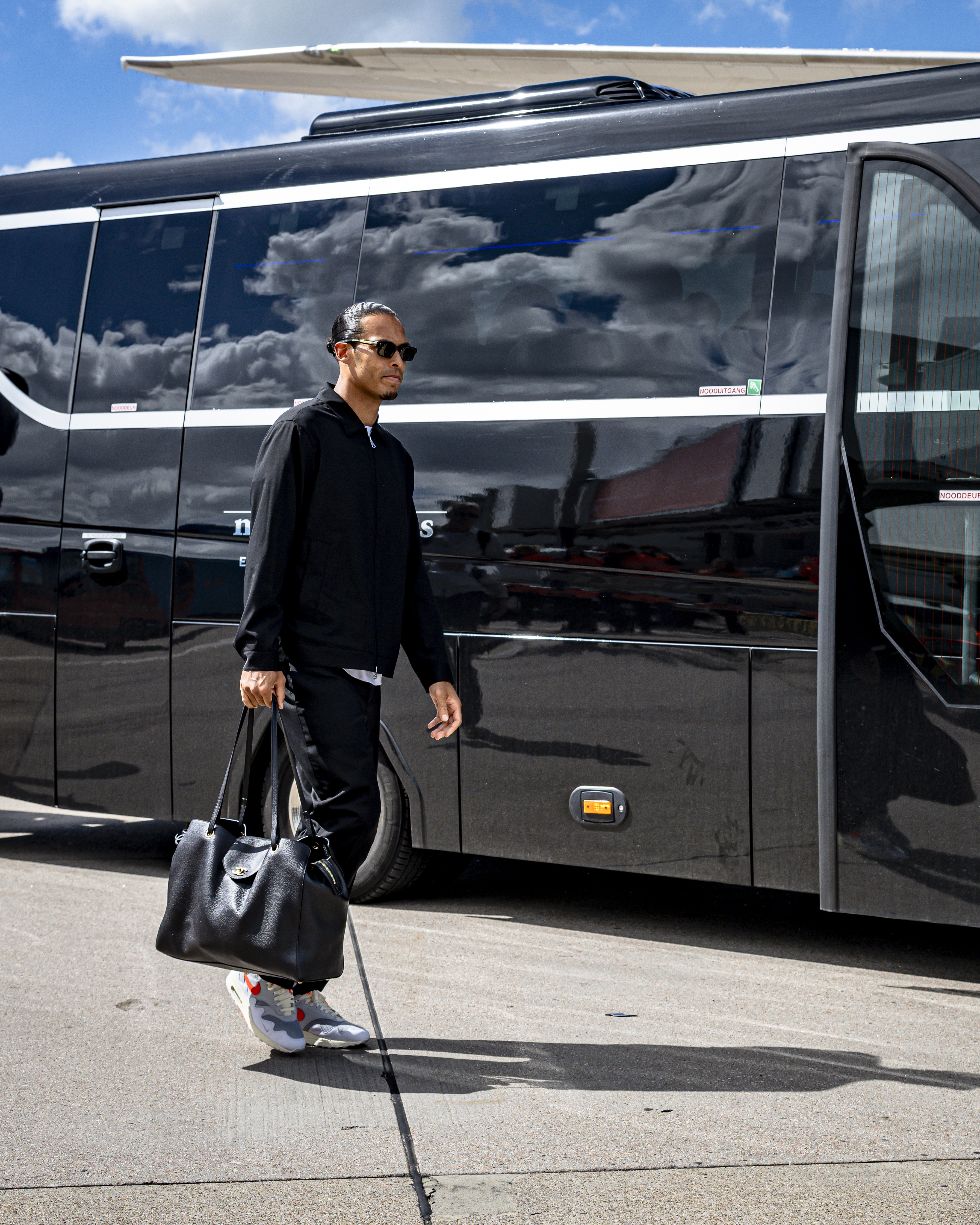 Virgil van Dijk of the Netherlands carried a Chanel bag to the 2026 World Cup