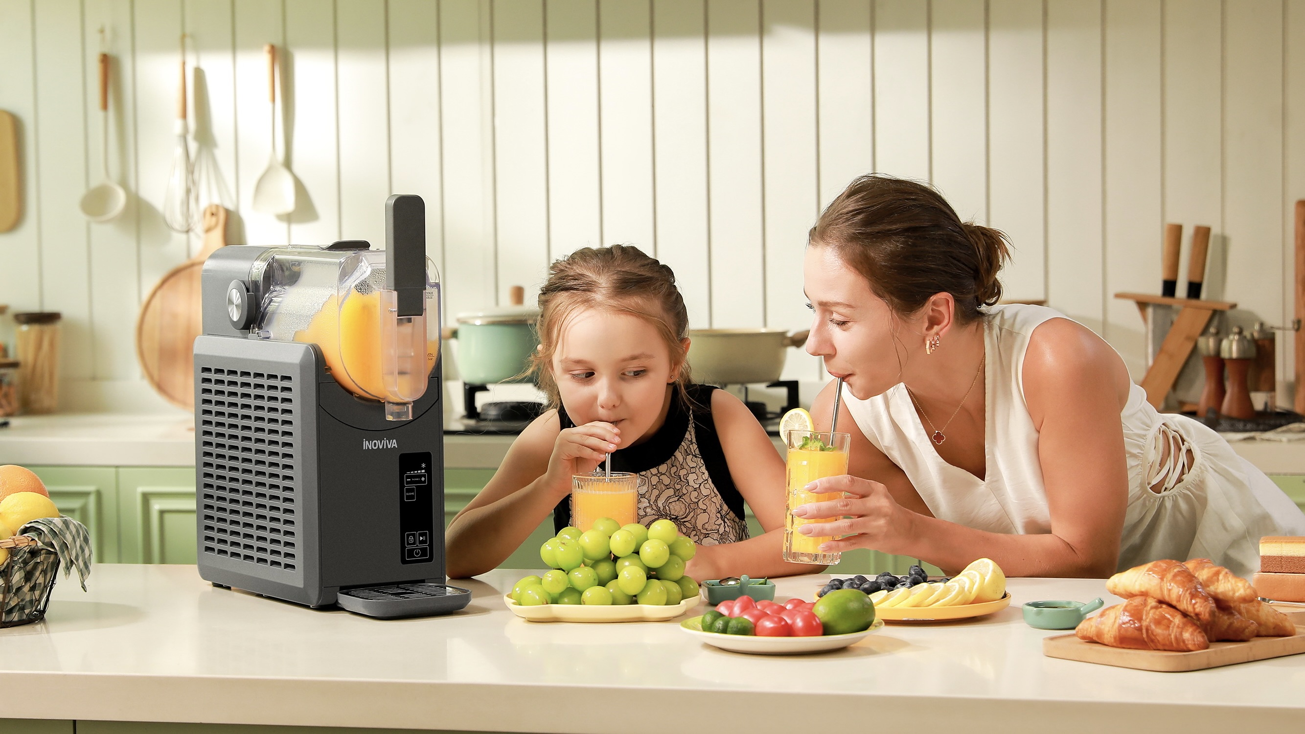 Inoviva Slushie Machine