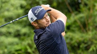 Ben Campbell takes a shot at the Link Hong Kong Open