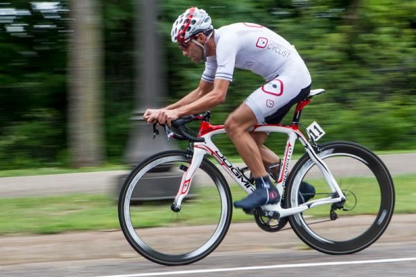 Cesar Grajalas (Competitive Cyclist) heading to the line.