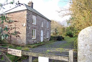 cornish lodge for sale